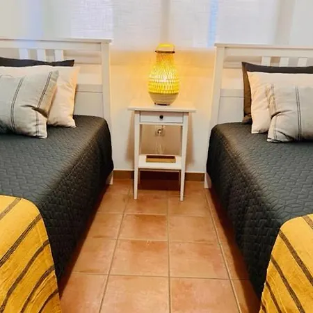 #seaparaiso# Heated Pool,private Parking,fast Wifi * Costa Adeje (Tenerife)