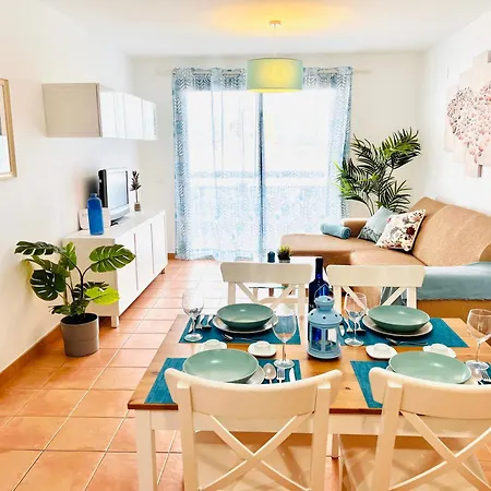 Apartment #seaparaiso# Heated Pool,private Parking,fast Wifi