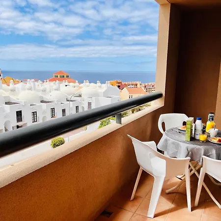 #seaparaiso# Heated Pool,private Parking,fast Wifi * Costa Adeje (Tenerife)