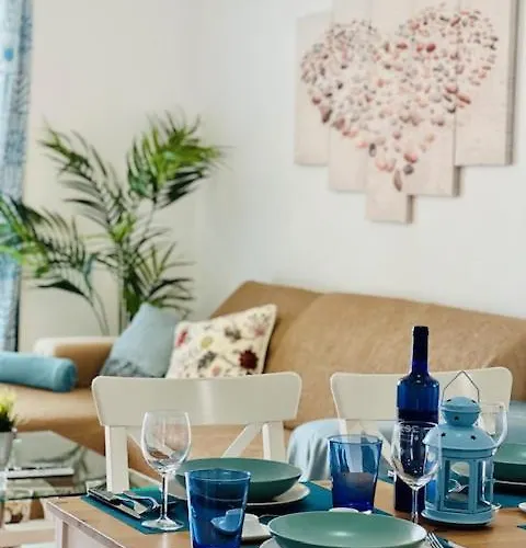 #seaparaiso# Heated Pool,private Parking,fast Wifi *