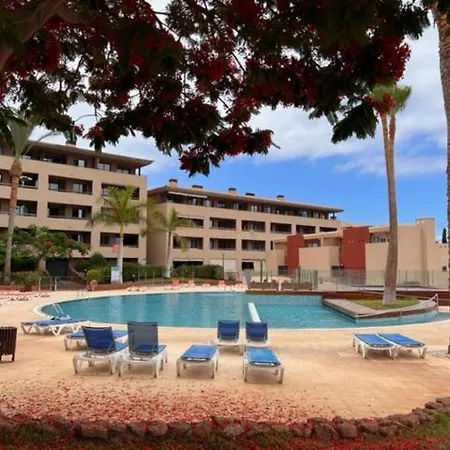 Apartment #seaparaiso# Heated Pool,private Parking,fast Wifi