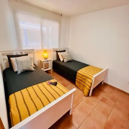#seaparaiso# Heated Pool,private Parking,fast Wifi Apartment *