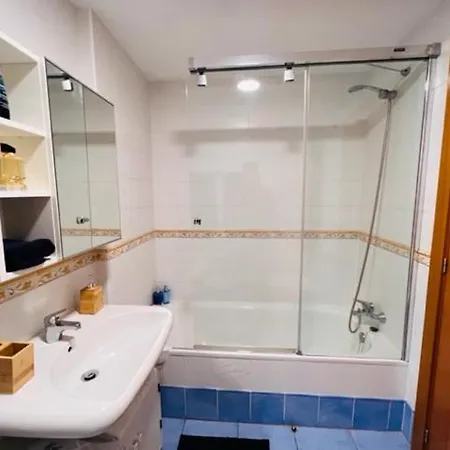 #seaparaiso# Heated Pool,private Parking,fast Wifi