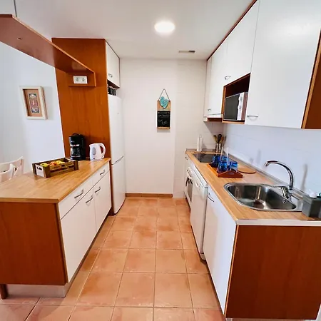 Apartment #seaparaiso# Heated Pool,private Parking,fast Wifi *